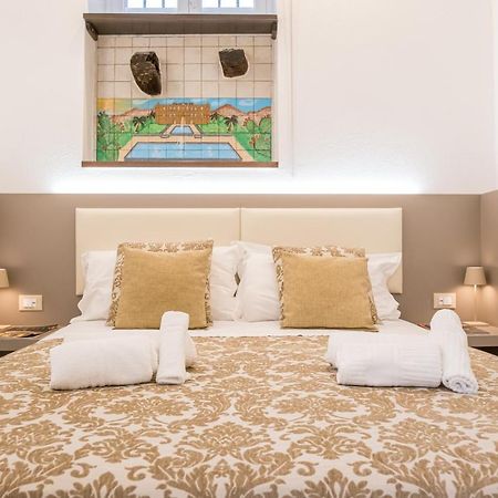 Barlaman Luxury Rooms Палермо Екстер'єр фото